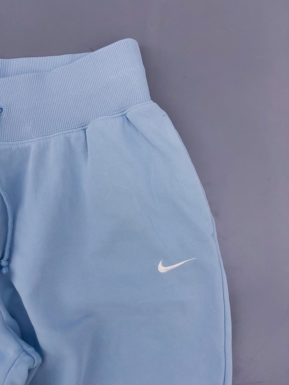 Pantalón Jogger Vintage Nike Celeste – Oferta Limitada