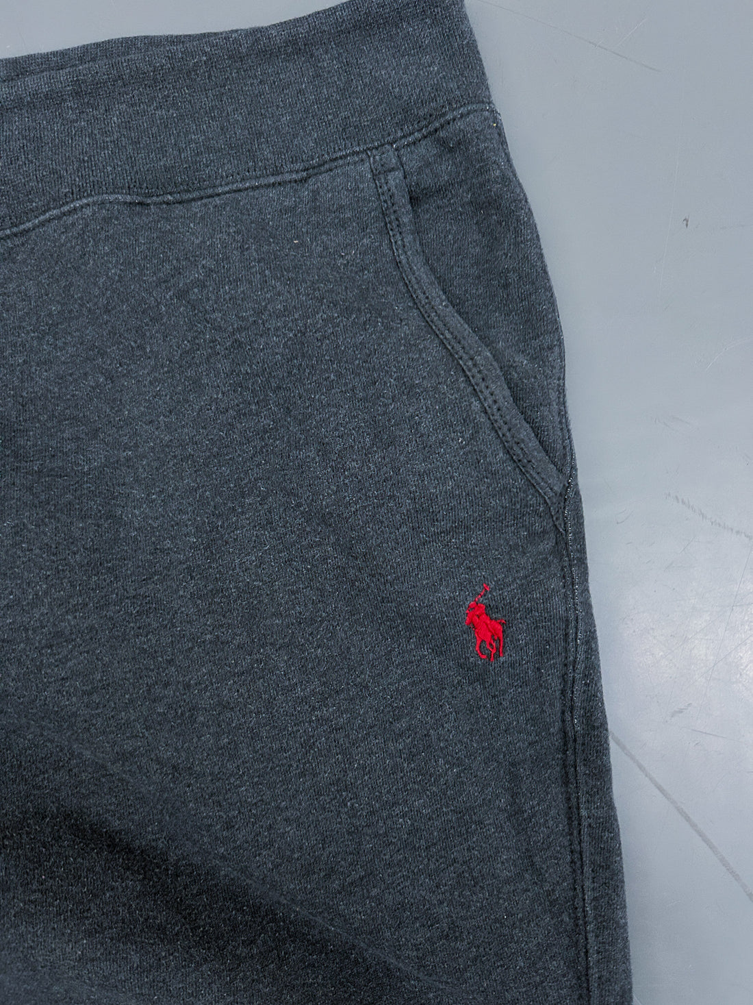 Pantalón Jogger Vintage Polo Ralph Lauren Gris – Oferta Limitada