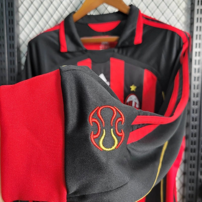 Camiseta AC Milan Manga Larga Local Retro 2006/07 Versión Fan