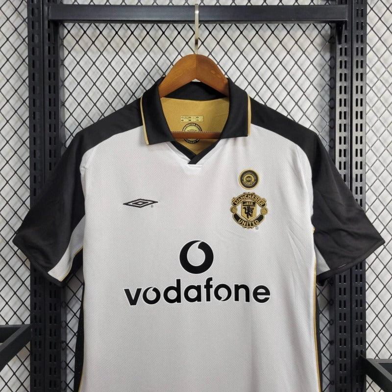 Camiseta Manchester United Blanco Retro 2001/02 Versión Fan