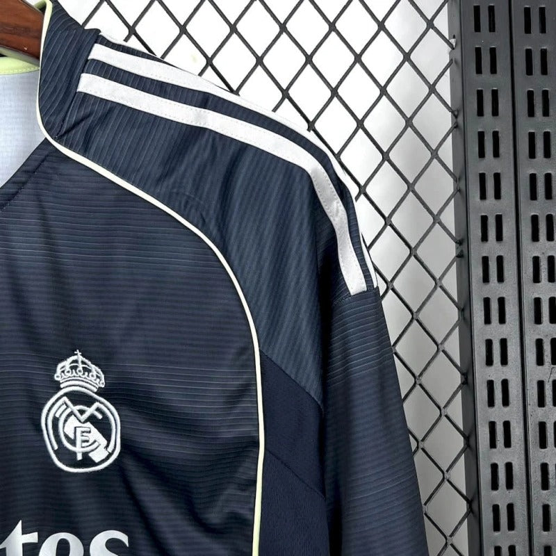 Camiseta Real Madrid Manga Larga Visita 2025/26 Versión Fan