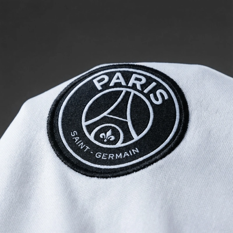 París Saint-Germain Visita Retro 2021/22