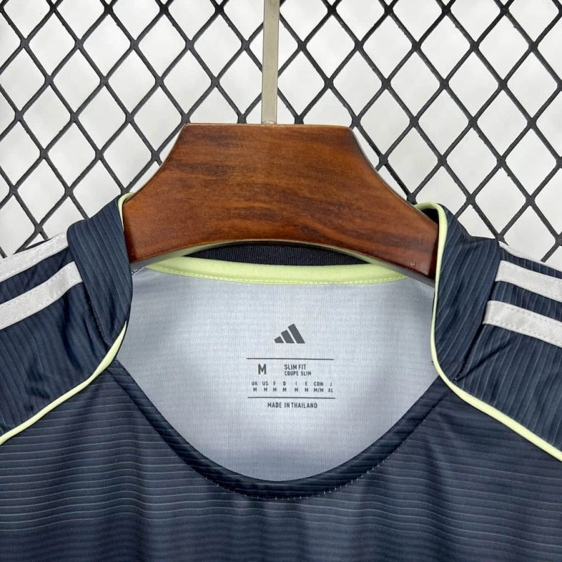 Camiseta Real Madrid Manga Larga Visita 2025/26 Versión Fan