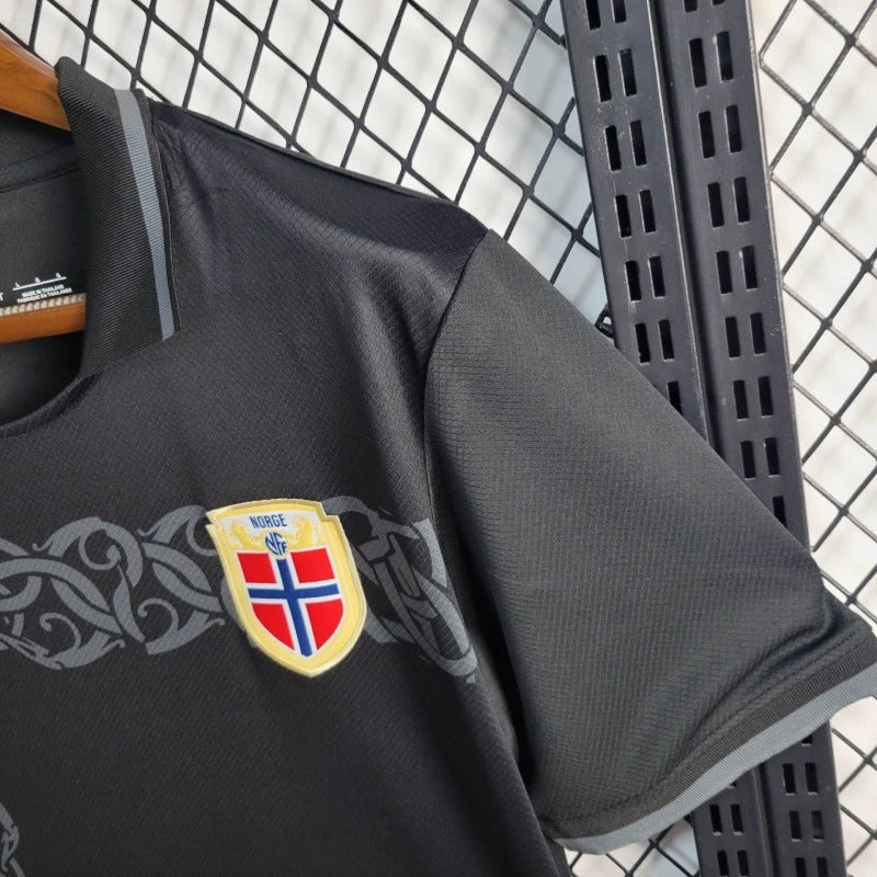 Camiseta Noruega Edición Especial Negra 2025/26 Versión Fan
