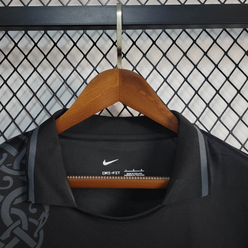 Camiseta Noruega Edición Especial Negra 2025/26 Versión Fan